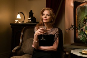 Michelle Pfeiffer stars as Frances Price in French Exit.