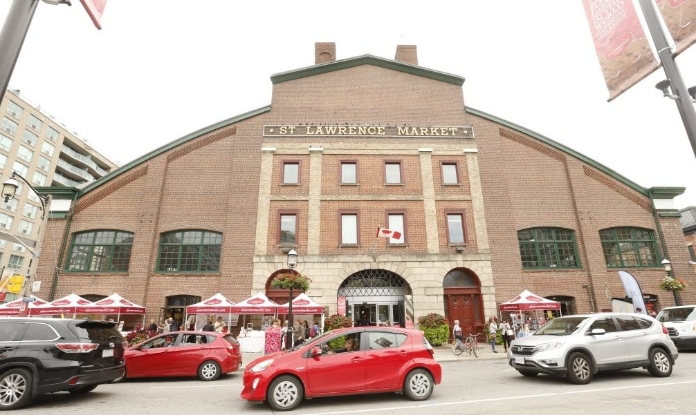 Le marché St. Lawrence élargit ses heures d'ouverture en semaine et ouvre le dimanche Les