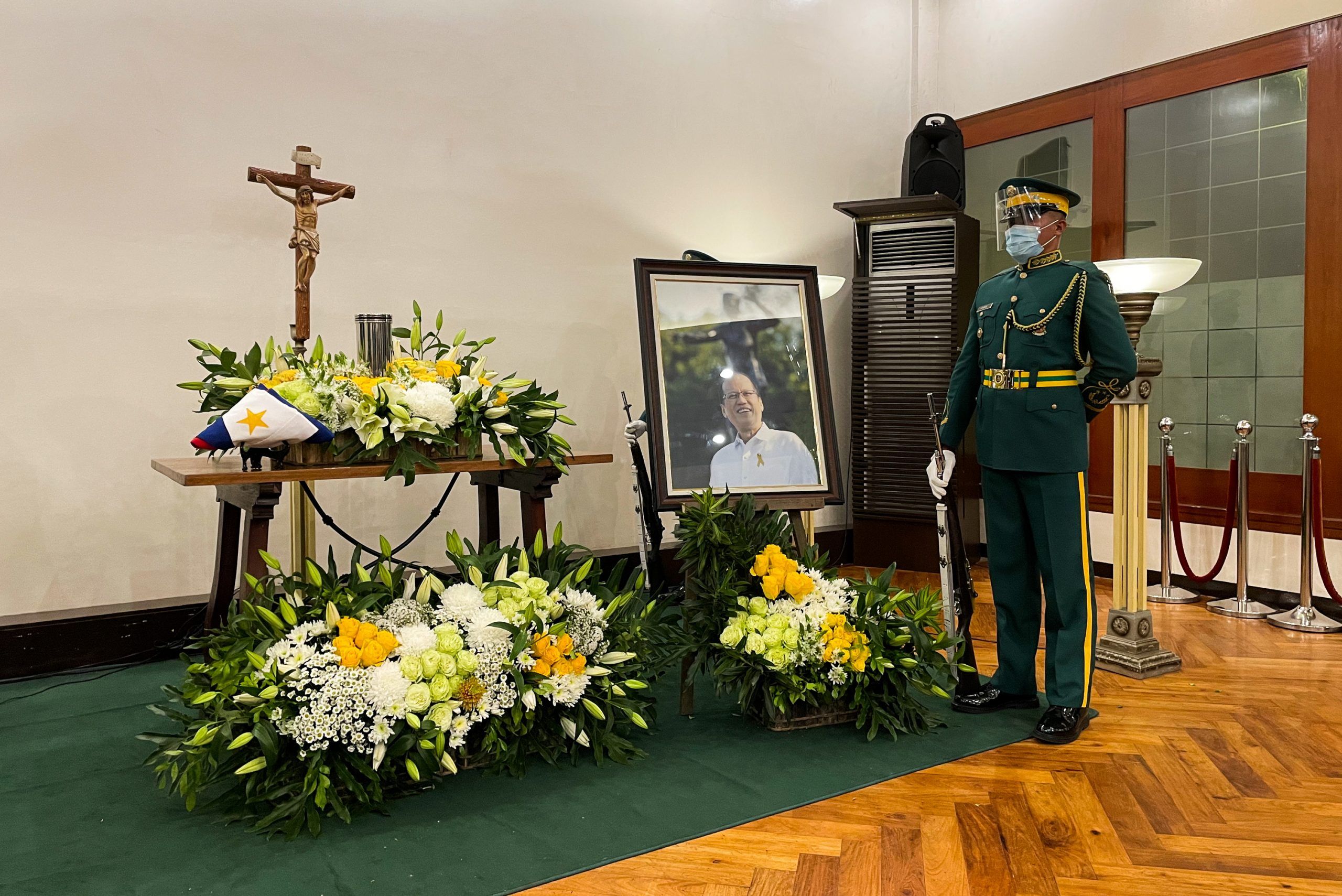 Cory Aquino Inside Coffin