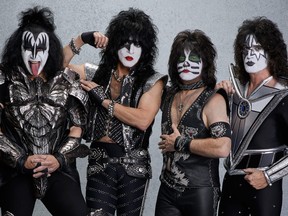 biography-kiss