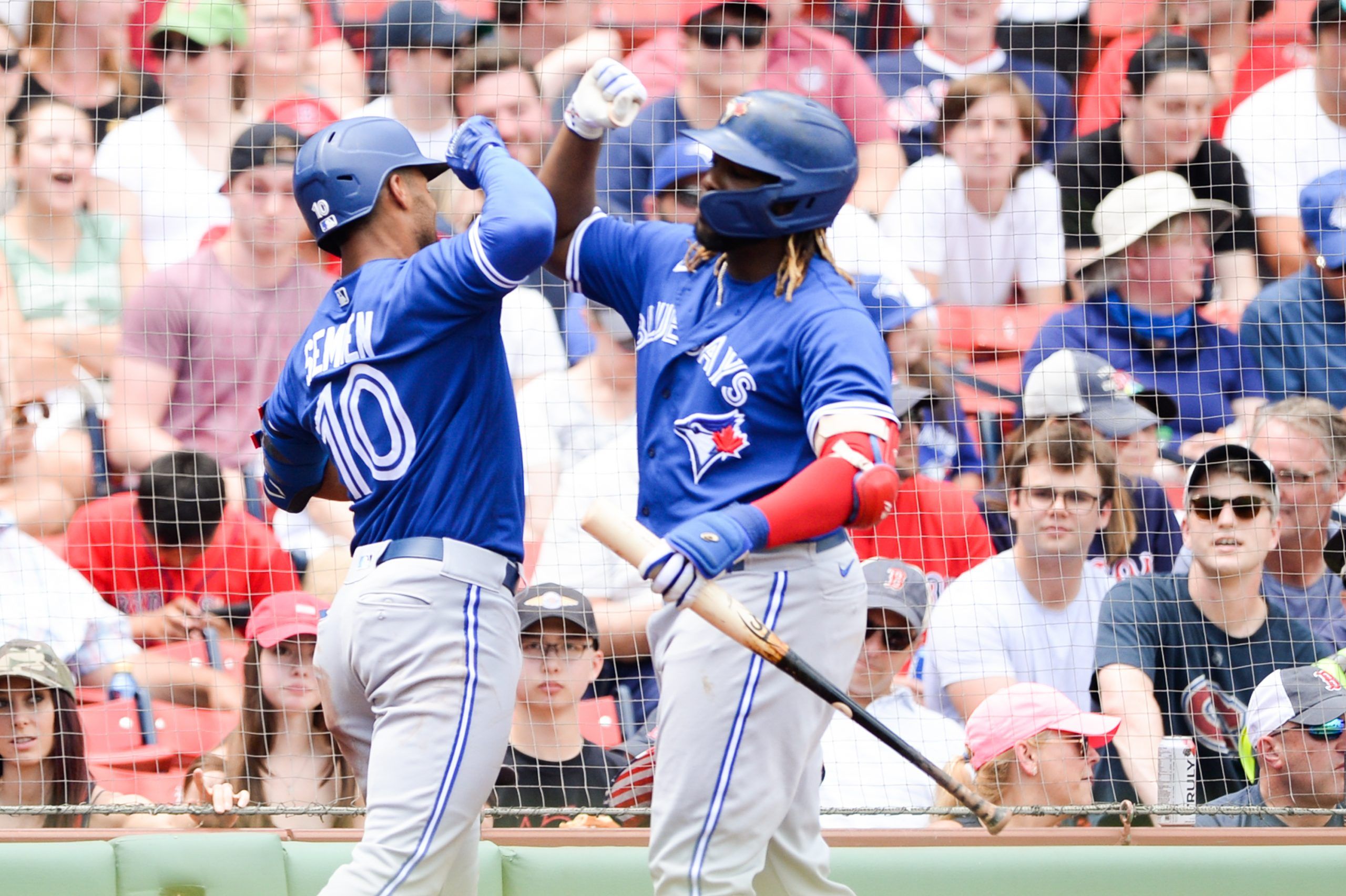 Jays' star-to-be Guerrero patiently biding his time in the minors