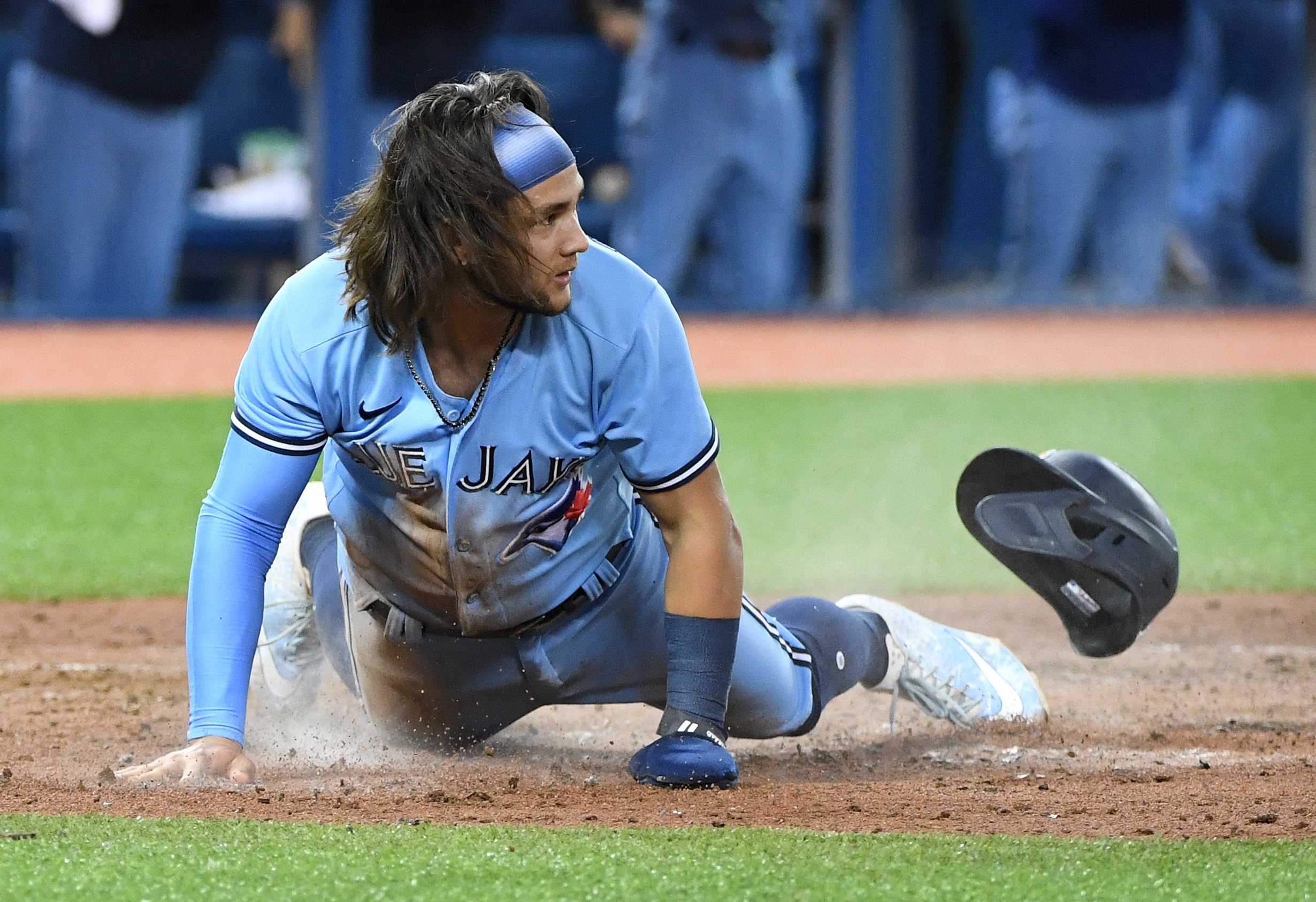 Blue Jays SS Bo Bichette to rehab with Bisons