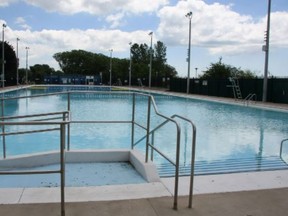 Sunnyside Gus Ryder Outdoor Pool will feature extended hours during the heat wave.