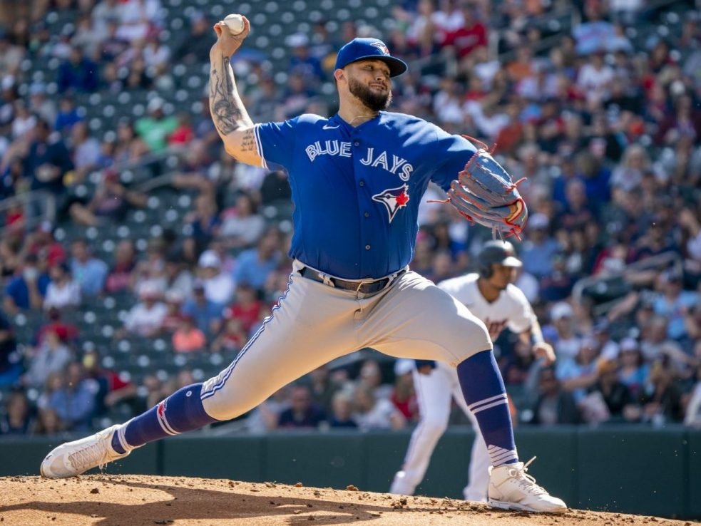 report-mlb-wants-to-add-pitch-clock-to-shorten-game-times-montreal