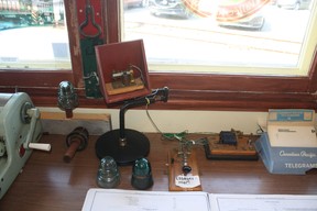 A telegraph machine in the stationmaster’s office, part of Le musee ferroviaire de Beauce in Vallee-Jonction, Que. (RUTH DEMIRDJIAN DUENCH photo)