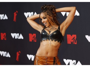 2021 MTV Video Music Awards - Arrivals - Barclays Center, Brooklyn, New York, U.S., September 12, 2021 - Singer Tinashe poses. REUTERS/Andrew Kelly