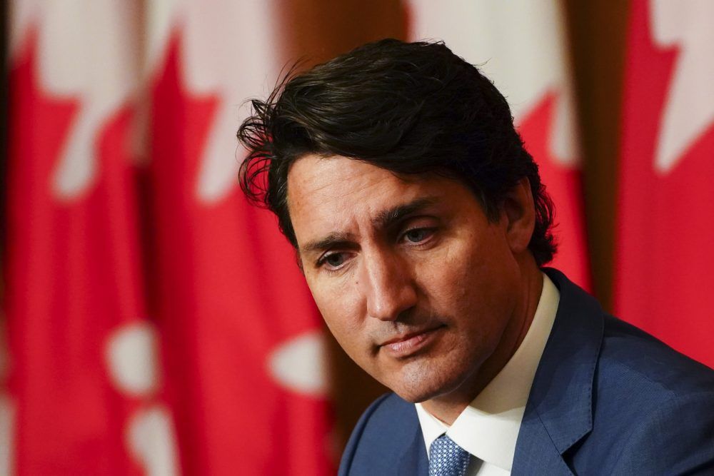 'A MISTAKE': Trudeau Apologizes For Tofino Trip | Toronto Sun