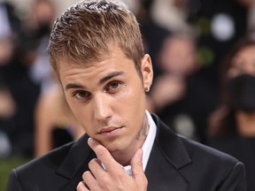 Justin Bieber attends The 2021 Met Gala Celebrating In America: A Lexicon Of Fashion at Metropolitan Museum of Art on September 13, 2021 in New York City.