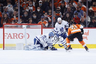 On this day in 1996, Ron Hextall and Felix Potvin dropped the gloves in  Philadelphia. #FueledByPhilly #LeafsForever #FTPH, By Freeze the Puck  Hockey