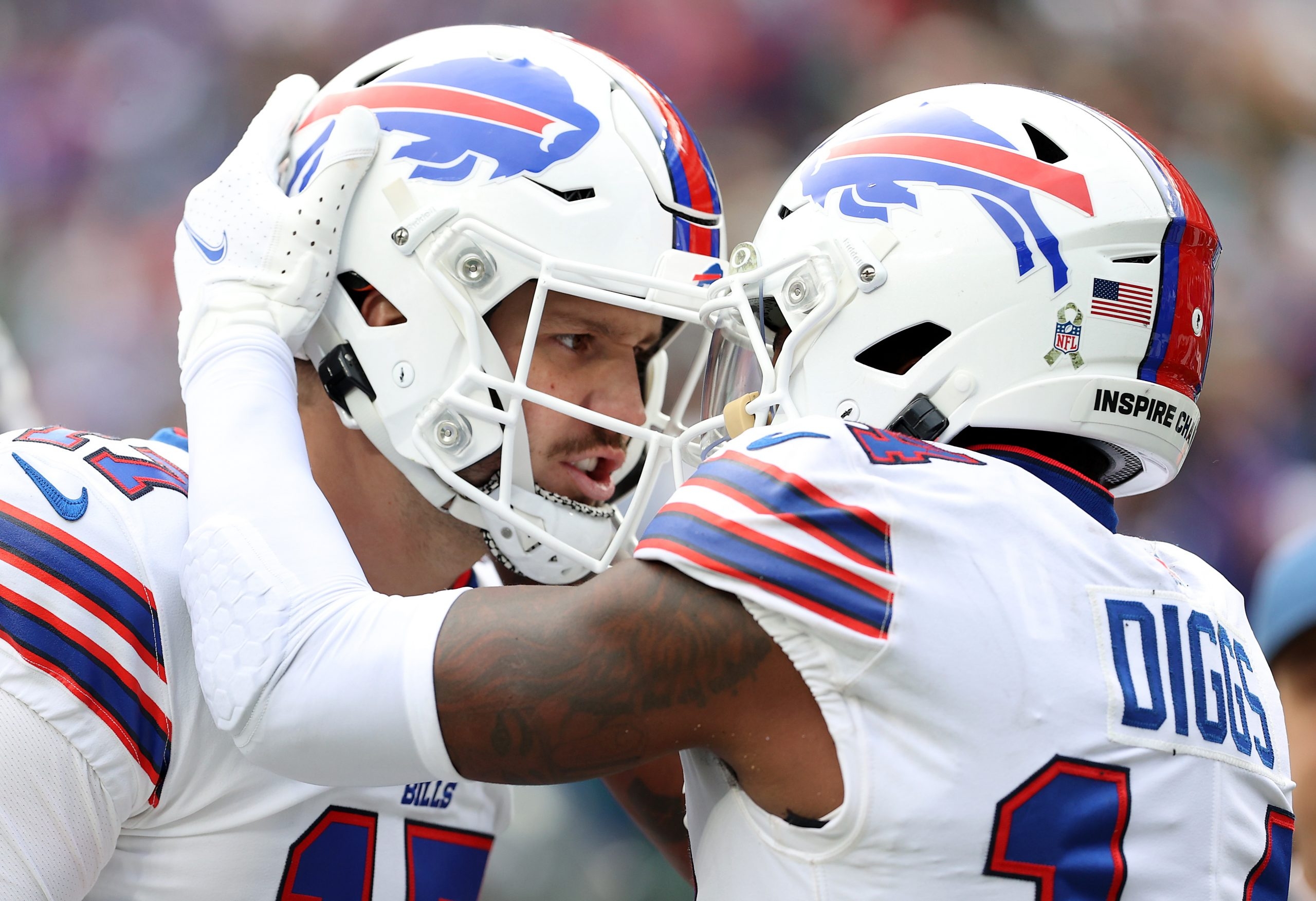 Josh Allen throws 3 TD passes to help Bills beat Miami 37-20 - The