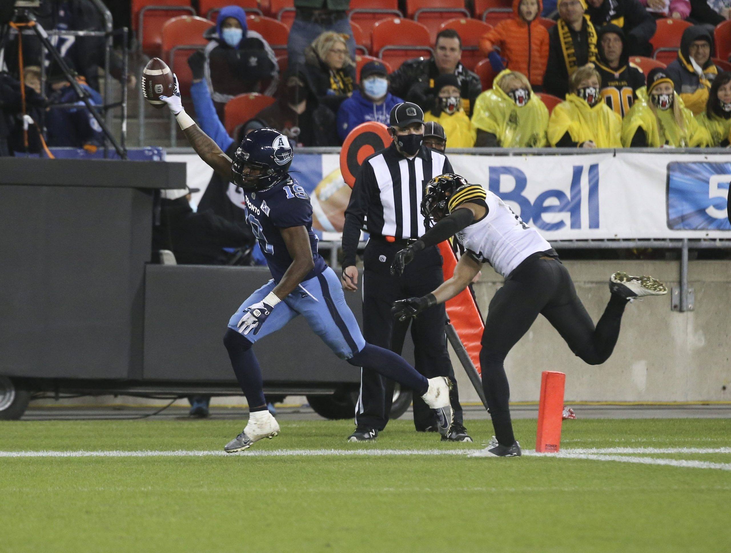 TIGER-CATS CLINCH FIRST PLACE IN CFL'S EAST DIVISION – Hamilton Tiger-Cats