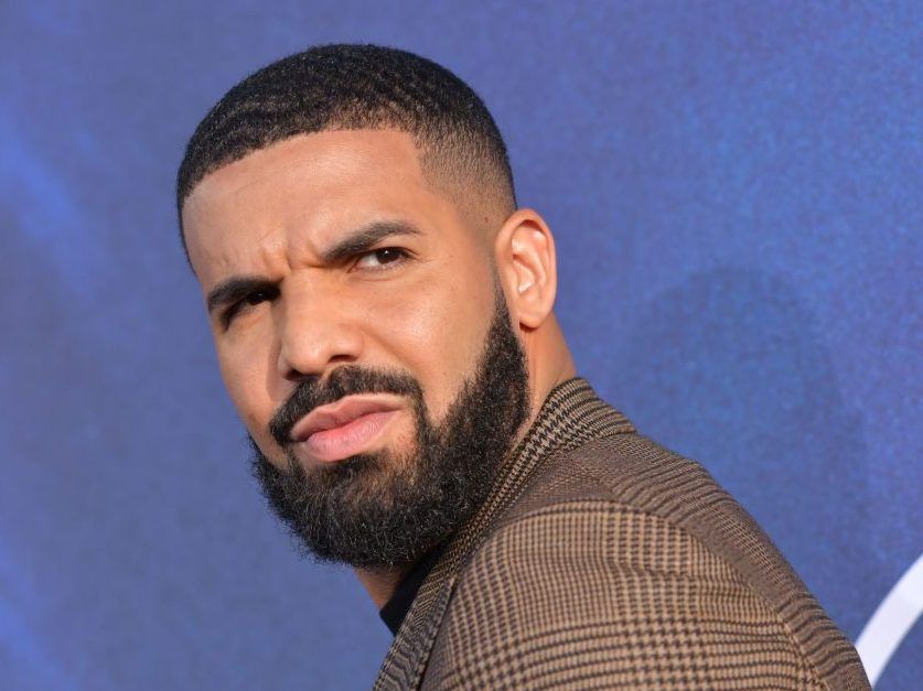 Drake bet $400,000 on the Toronto Maple Leafs and Tampa Bay