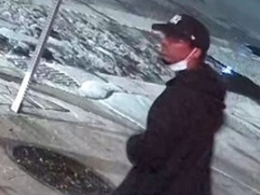 Police seek assistance identifying a man in Aggravated Assault investigation, Spadina Avenue and St. Andrew Street area