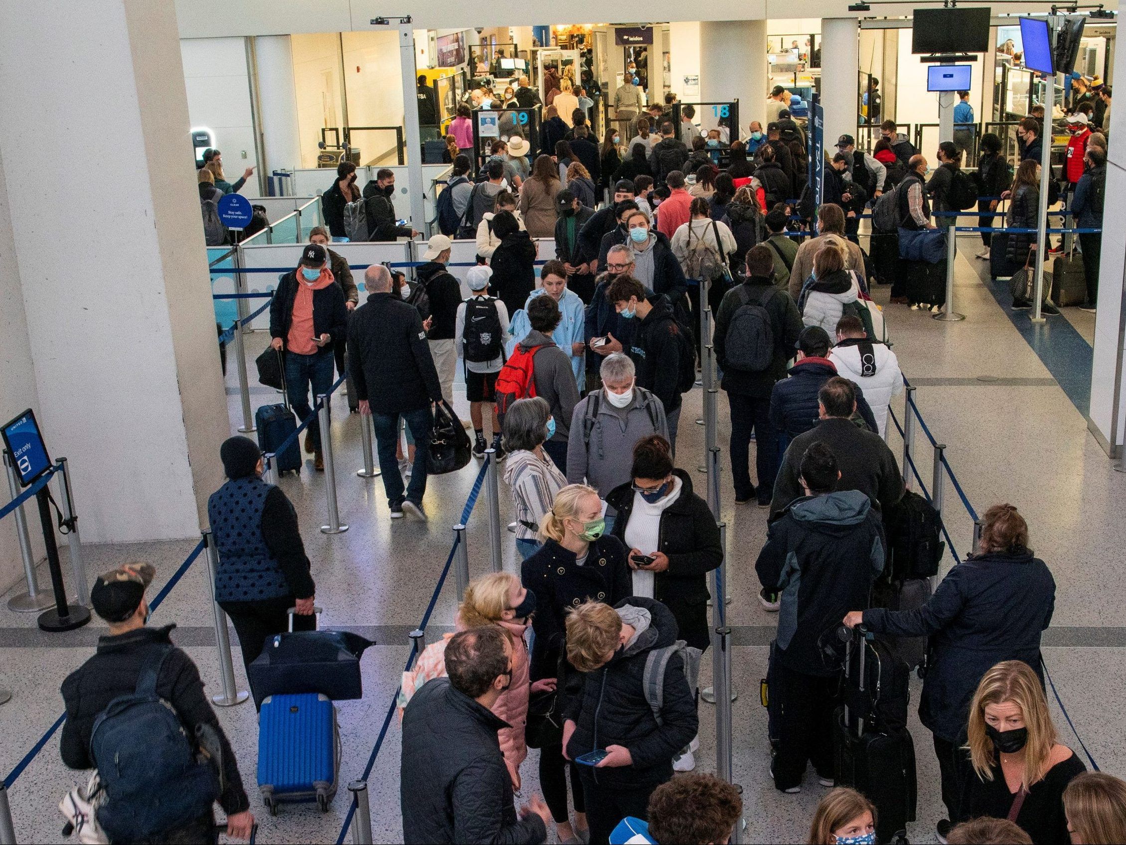 Busiest air travel days thanksgiving