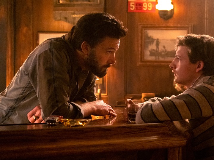  Ben Affleck and Tye Sheridan star in The Tender Bar.