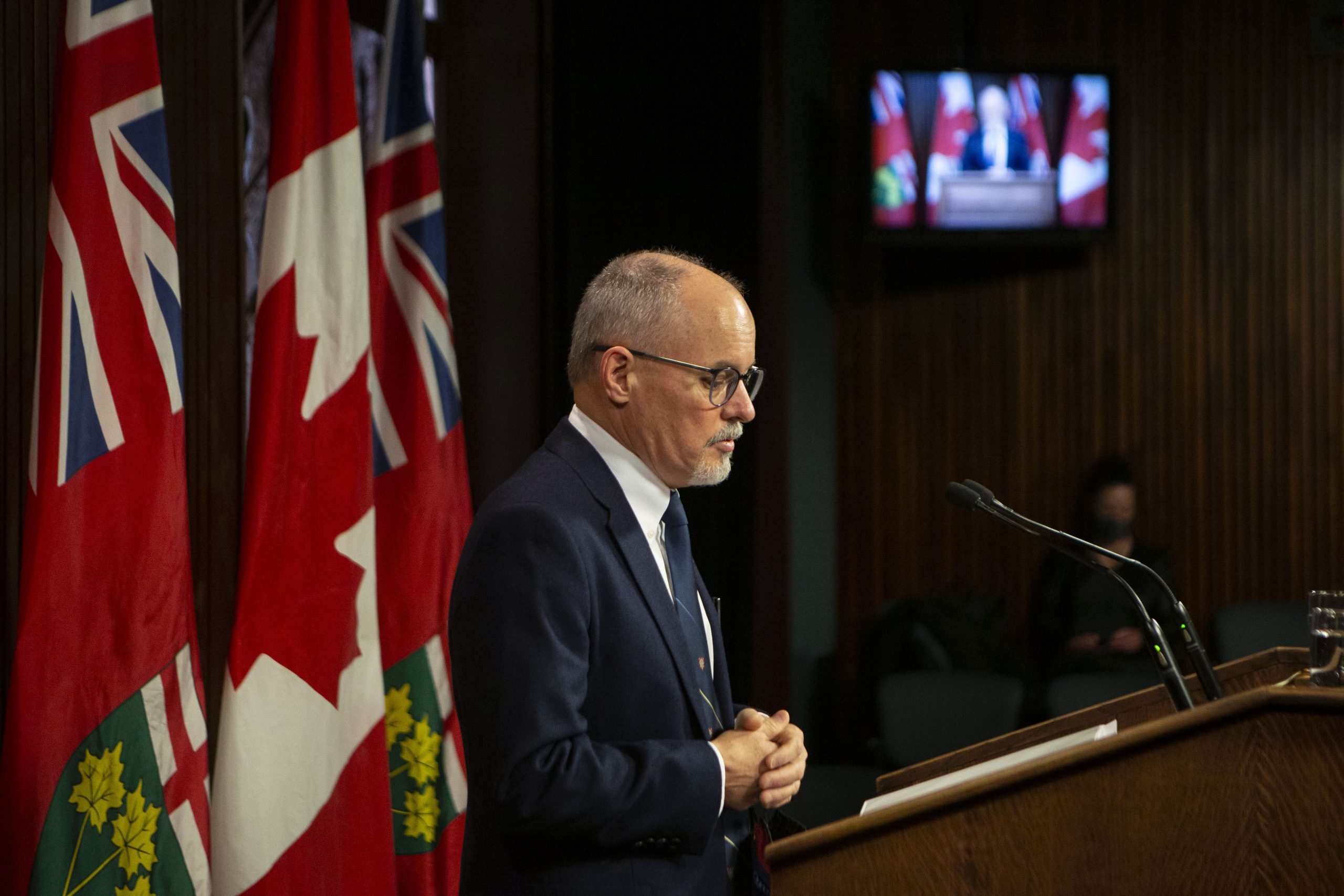 year-ends-with-yet-another-new-covid-cases-record-in-ontario-toronto-sun