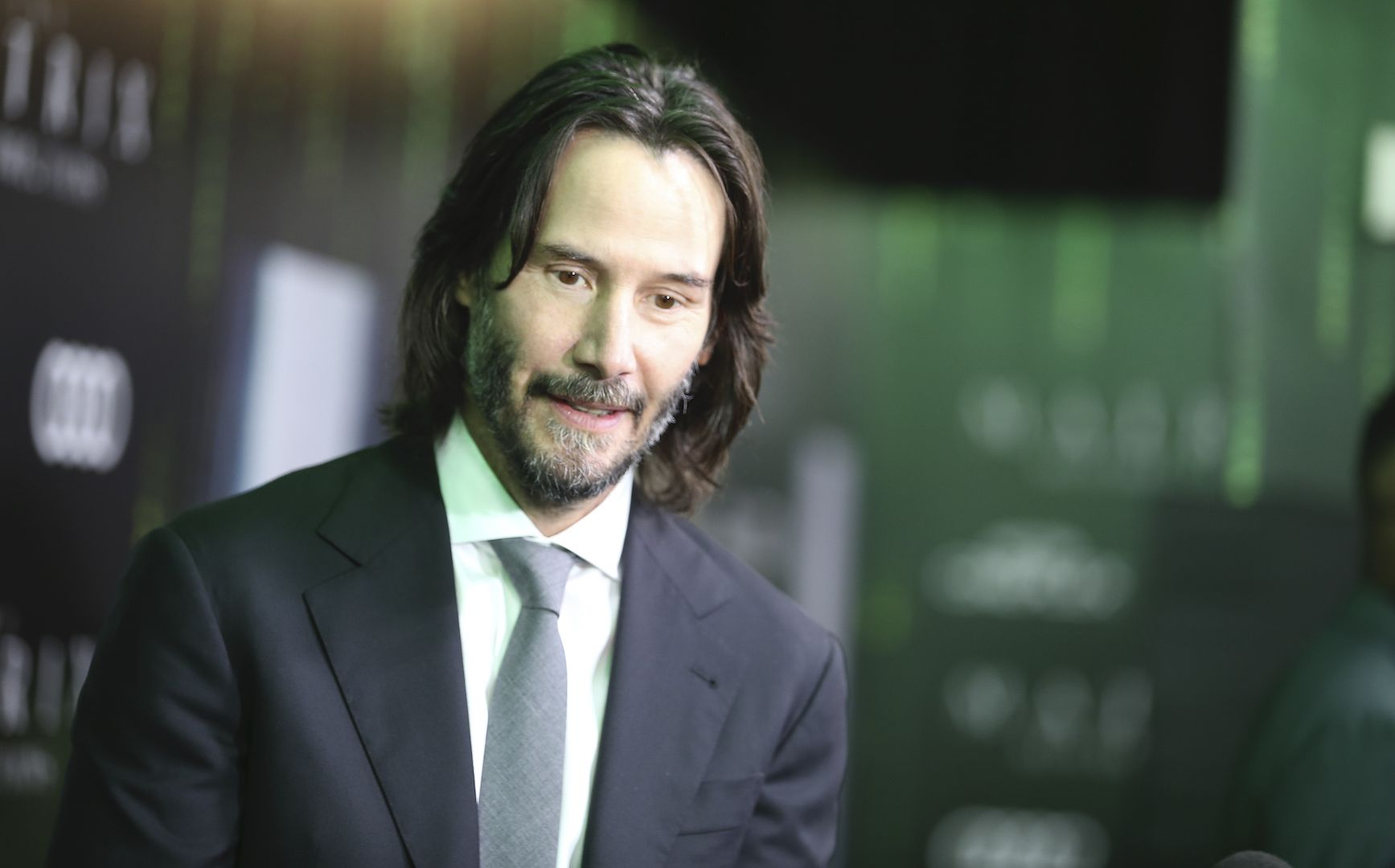 The Black Carpet: Keanu Reeves-style! Inside The Matrix: Resurrections 