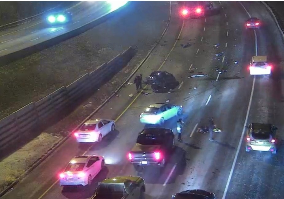 Stretch of southbound DVP reopens after vehicle goes over median ...