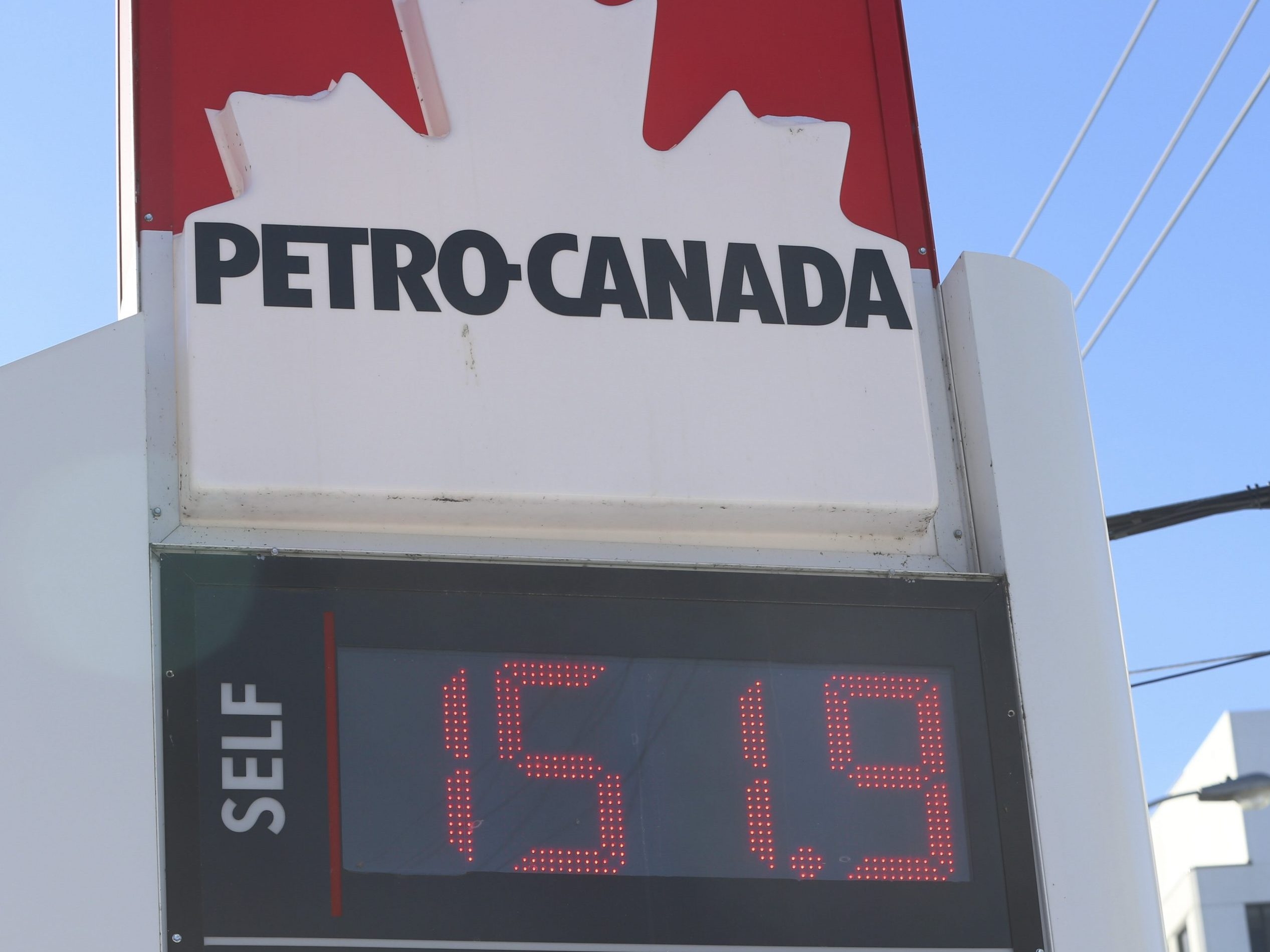 Weekend GTA fuel prices expected to spark up to another record high