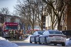 Feuerwehrleute am Ort eines dreifach tödlichen Stadthausbrandes in Brampton, Ontario, am Donnerstag, den 20. Januar 2022.