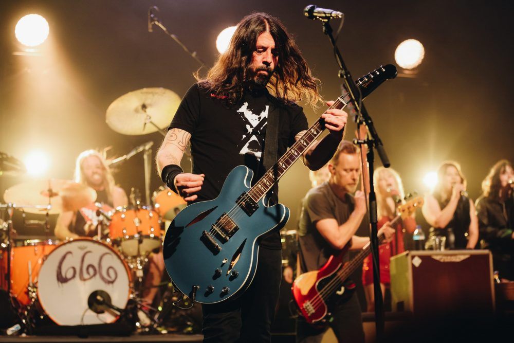 Dave Grohl Talks 'ridiculous' New Foo Fighters Horror Movie Studio 666 ...