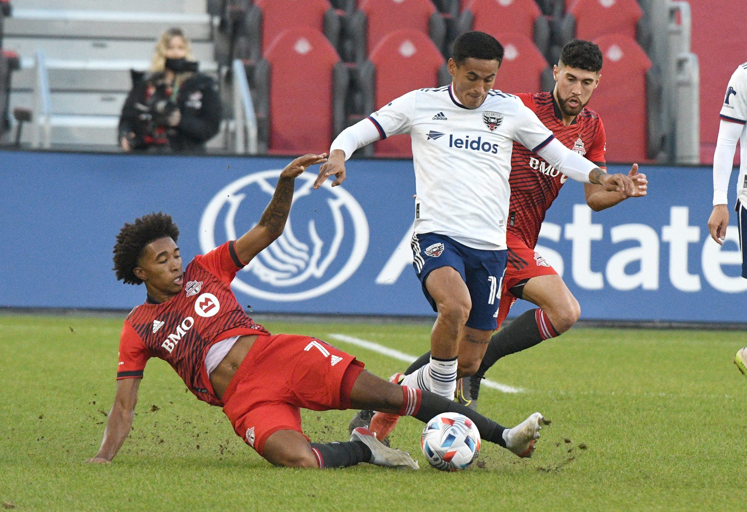 Toronto FC signs Academy Product Jahkeele Marshall-Rutty to first team