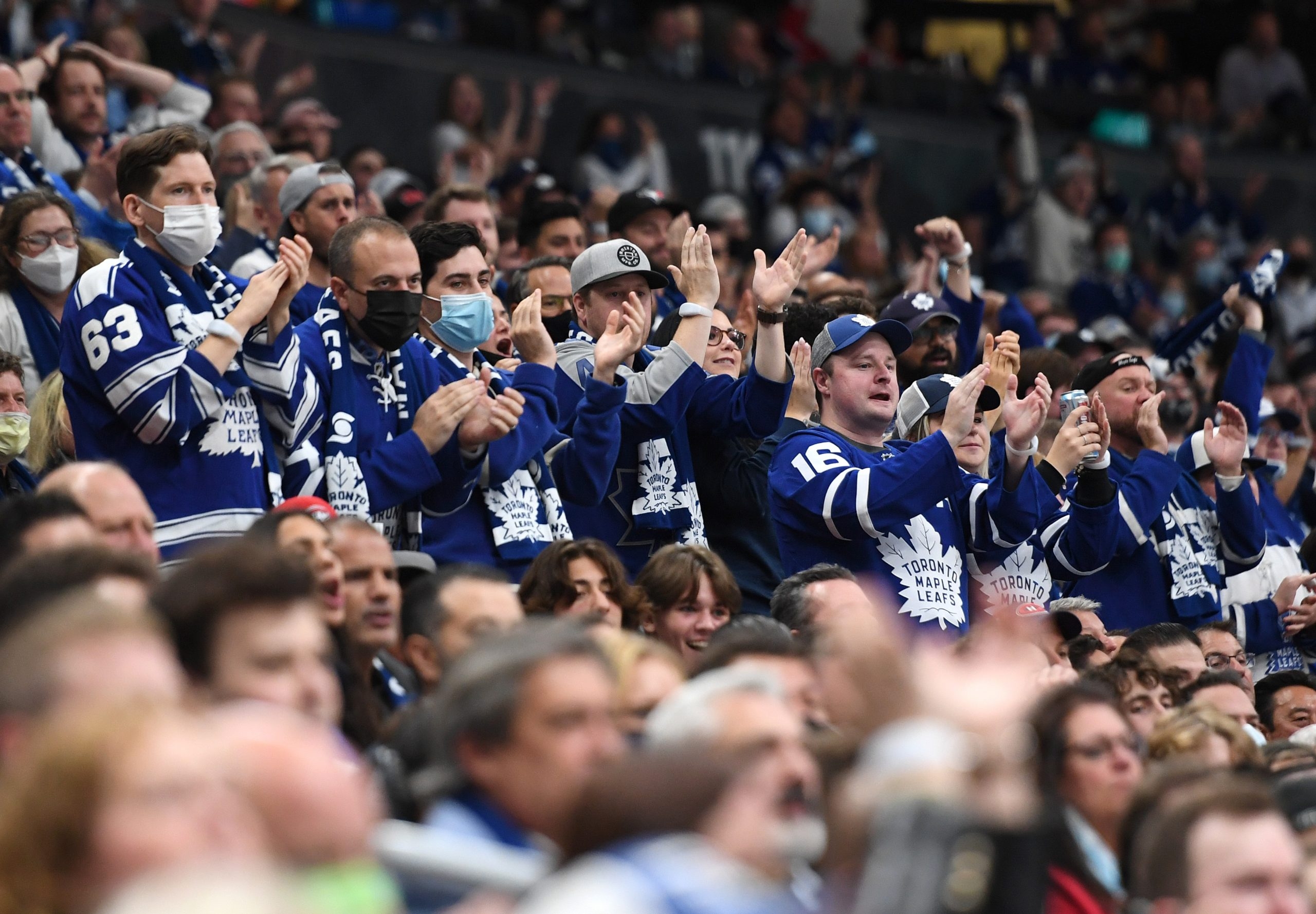 Who needs a pair? Public gets rare shot at Maple Leaf tickets