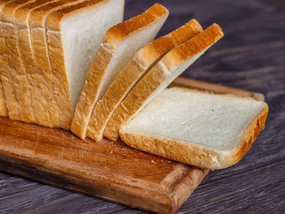 Canada Bread pays record fine for bread price fixing, ponders lawsuit