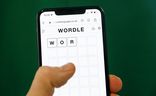Wordle ist ein reines Website-Wortspiel, das auf Mobiltelefonen und Tablets gespielt wird.