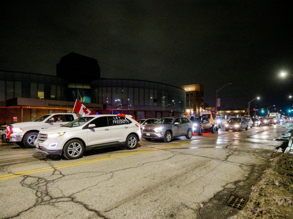 Protesters Settle In At Ambassador Bridge, Windsor Mayor To Seek ...