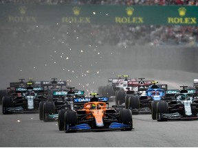 Drivers take the start of the Formula One Russian Grand Prix at the Sochi Autodrom circuit in Sochi on September 26, 2021.