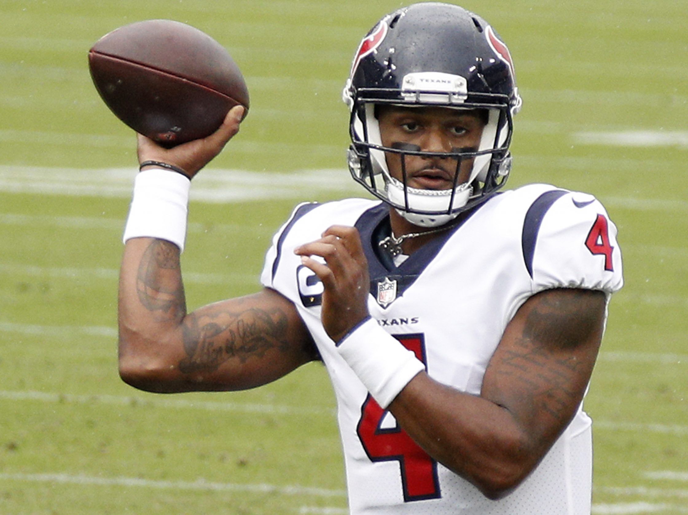 Deshaun Watson rattled; negative plays torment Browns in