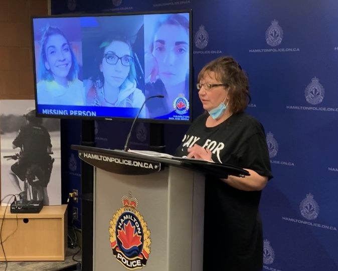  Lori Bevan speaks about her daughter Emily Bailey, who missing in Hamilton Jan. 10, 2022. SCOTT LAURIE/TORONTO SUN