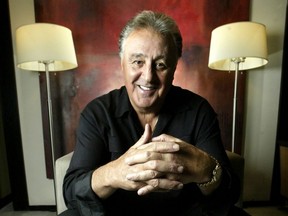 Phil Esposito poses for a photo while on his book tour in Ottawa in 2004.