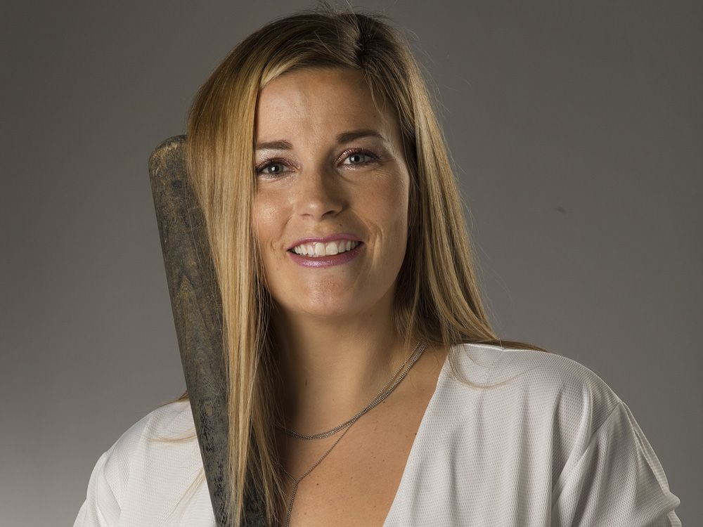 SUNshine Girl Stephanie Toronto Sun