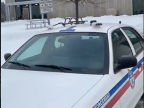 The war against car theft in Toronto isn't easy — it's common to hear about cars being stolen in your neighbourhood — but Toronto police have interesting weapons at their disposal. Most notably, cars that look pretty much like normal police cruisers, except they swap the customary flashing lights on the roof with cameras.