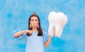 Canadians tend to dream of teeth falling out