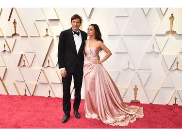 Ashton Kutcher and Mila Kunis attend the 94th Oscars at the Dolby Theatre in Hollywood, Calif., on March 27, 2022.