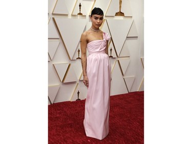 Zoe Kravitz poses on the red carpet during the Oscars arrivals at the 94th Academy Awards in Hollywood, Los Angeles, Calif., March 27, 2022.