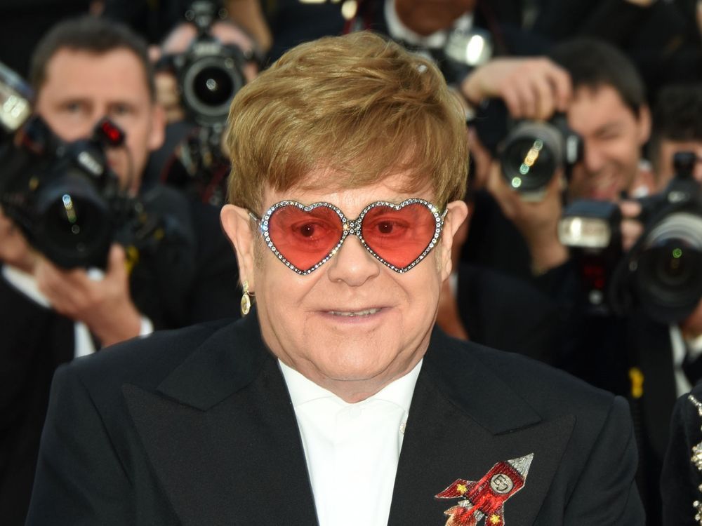 Elton John 'heartbroken' to miss his AIDS Foundation Oscars party ...