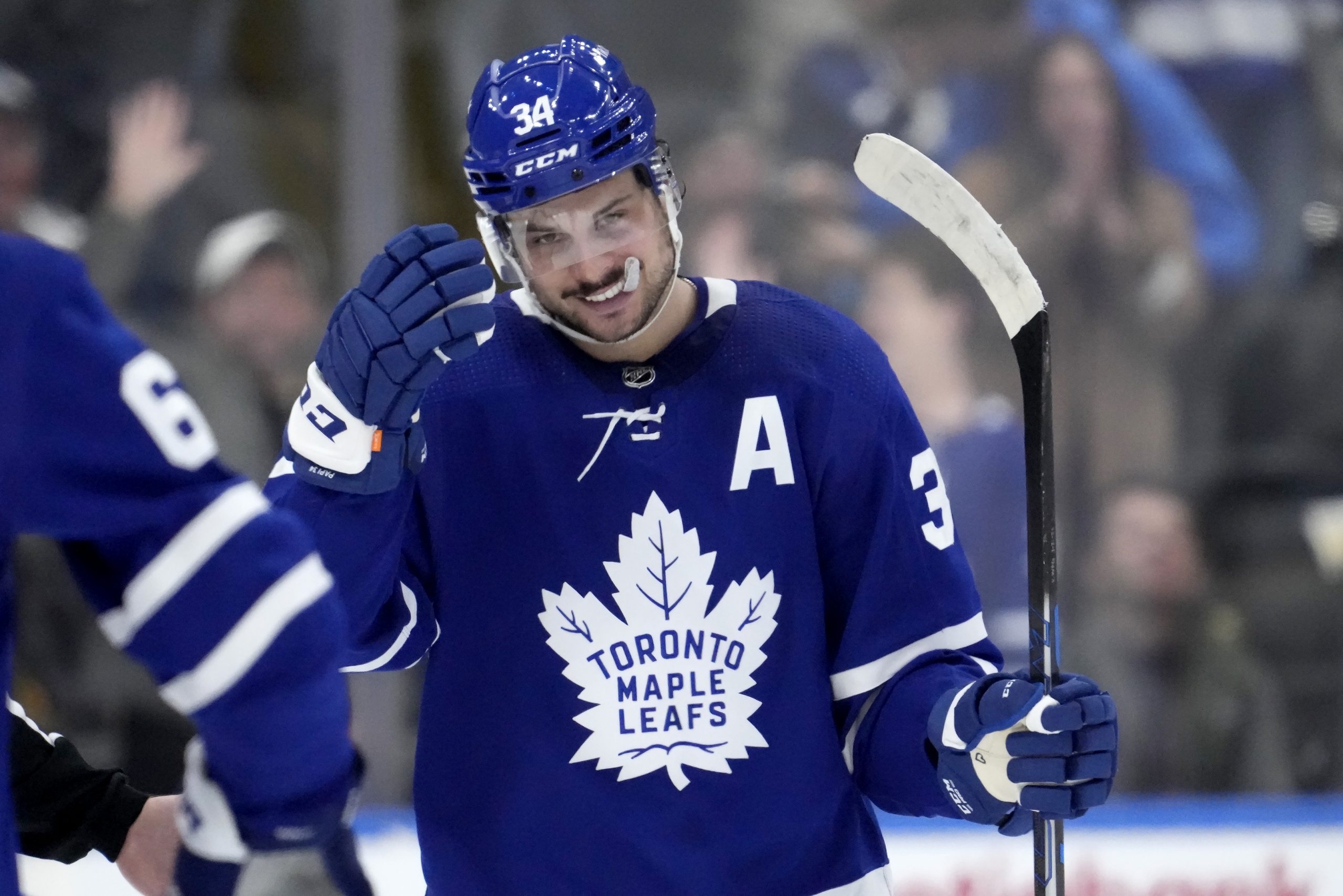 Maple Leafs 'surprised' by new all-white Stadium Series uniforms