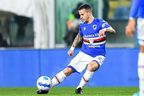 Sebastian Giovinco of Sampdoria hits a pass.
