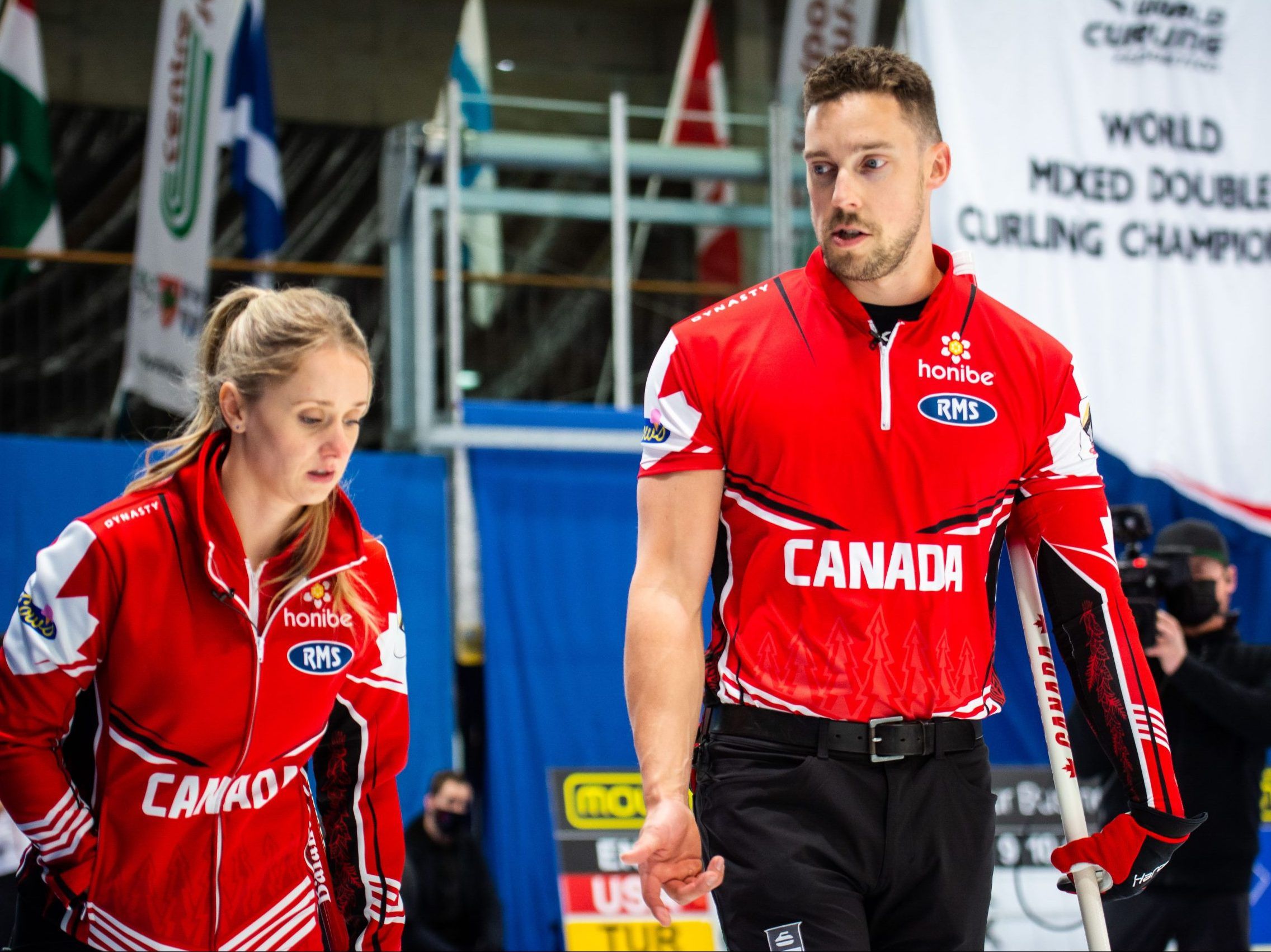 Canadas Peterman and Gallant clinch playoff spot at world mixed doubles curling championship Toronto Sun