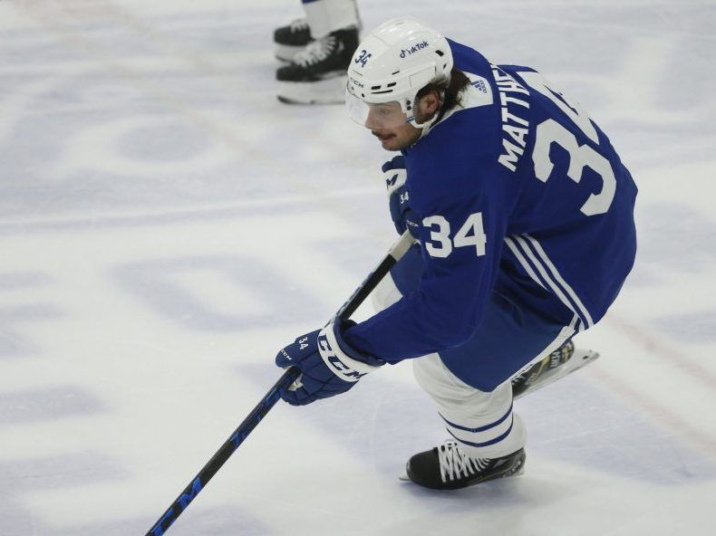 Matthews' NHL-leading 50th goal leads Maple Leafs past Jets