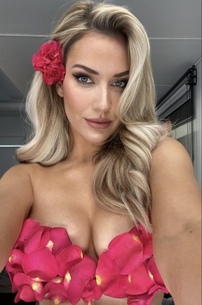 Paige Spiranac in an image posted to her Instagram story.