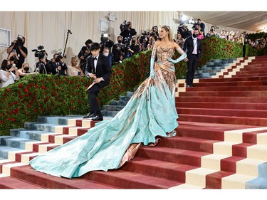 Blake Lively attends the 2022 Met Gala celebrating "In America: An Anthology of Fashion" at The Metropolitan Museum of Art on May 2, 2022 in New York City.