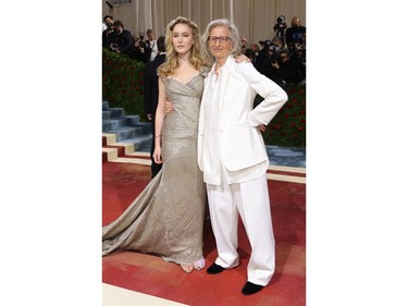 Samuelle Leibovitz and Annie Leibovitz attend The 2022 Met Gala Celebrating "In America: An Anthology of Fashion" at The Metropolitan Museum of Art on May 2, 2022 in New York City.