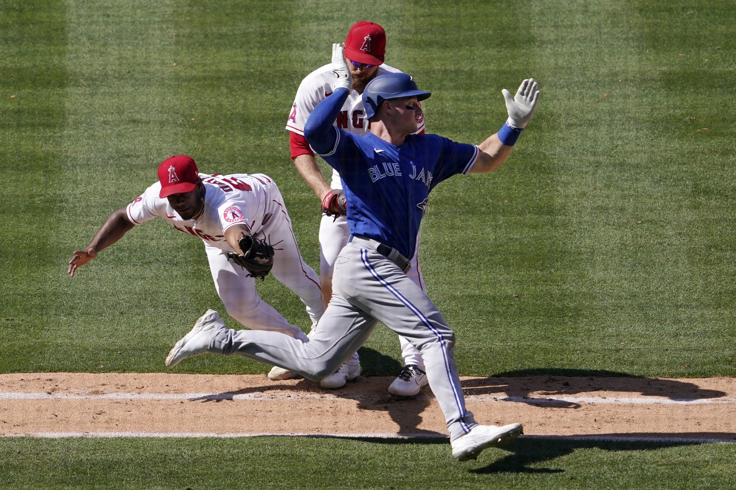 Blue Jays put a winning capper on a wild and wildly successful weekend