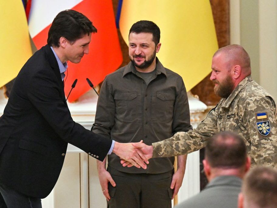 TRUDEAU VISITS UKRAINE: PM reopens the Canadian Embassy and more ...