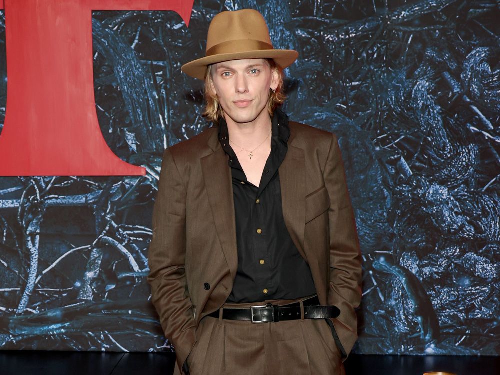 Jamie Campbell Bower apologizes for 'Stranger Things' red herring ...